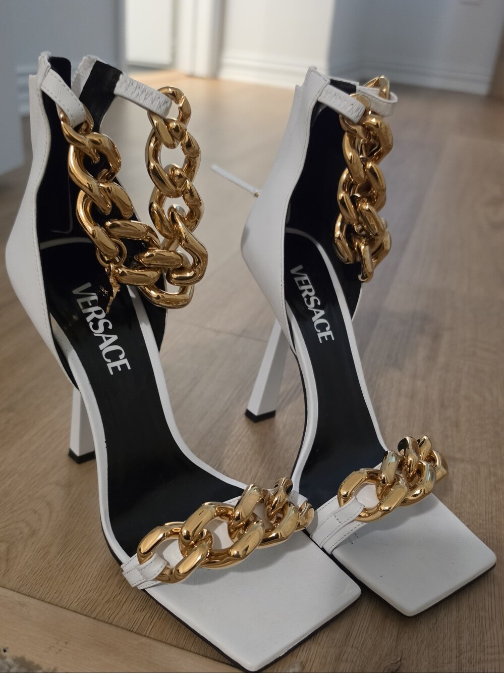 Versace White Leather High Heel Sandals with Gold Chain Detail - Picture 2 of 5